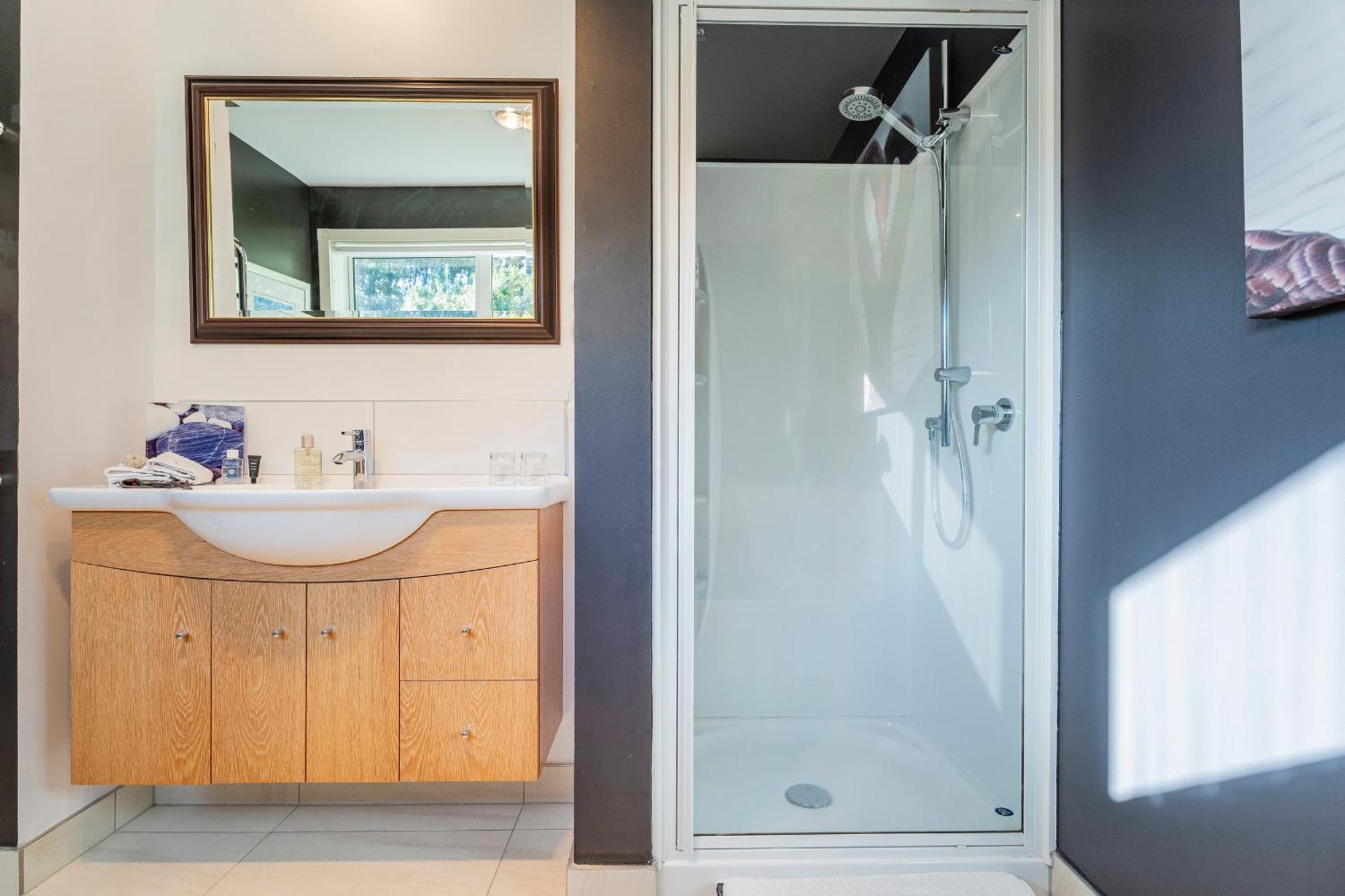 Bayview Valley Lodge Bed & Breakfast Whitianga Ngoại thất bức ảnh