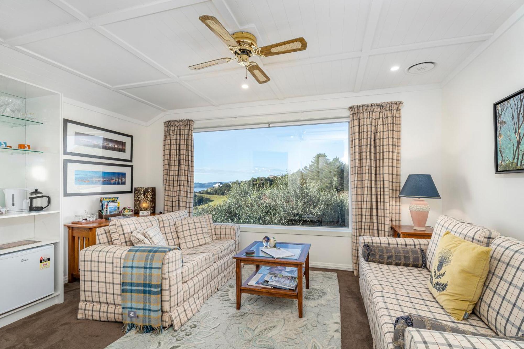 Bayview Valley Lodge Bed & Breakfast Whitianga Ngoại thất bức ảnh